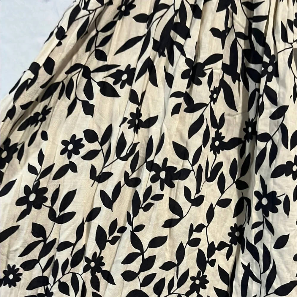 WD.NY Women’s Cream/Black/Multi Smocked A-Line Flowing Floral Midi Skirt… - Picture 4 of 7